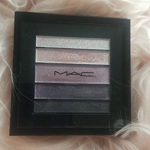 MAC Pinkluxe Eyeshadow Pallet